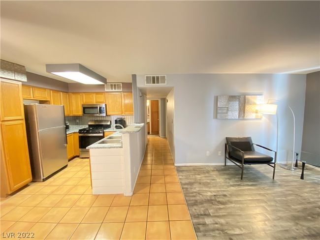 UNIT-101 - 3065 Casey Dr, Condo with 2 bedrooms, 2 bathrooms and null parking in Las Vegas NV | Image 8