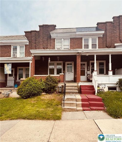 217 E South St, Allentown, PA, 18109-2745 | Card Image