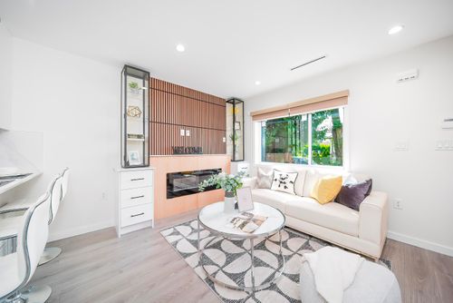 762X Gilley Ave, Burnaby, BC, V5J4X8 | Card Image