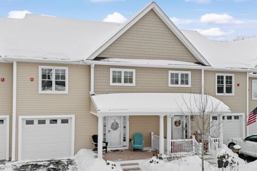 55 Forestedge Way, Manchester, NH, 03102-8425 | Card Image