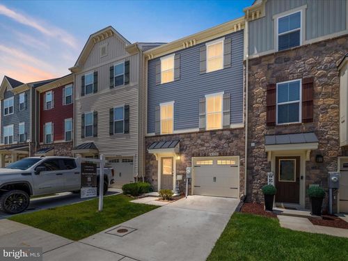 8330 Eagle St, GLEN BURNIE, MD, 21060-8696 | Card Image