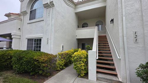 204-1872 Matin Cir, San Marcos, CA, 92069-7705 | Card Image