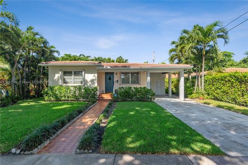 1456 Sw 65th Ave, West Miami, FL, 33144-5654 | Card Image