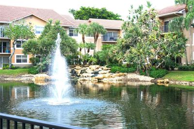 305 - 9033 Wiles Rd, Condo with 2 bedrooms, 2 bathrooms and null parking in Coral Springs FL | Image 2