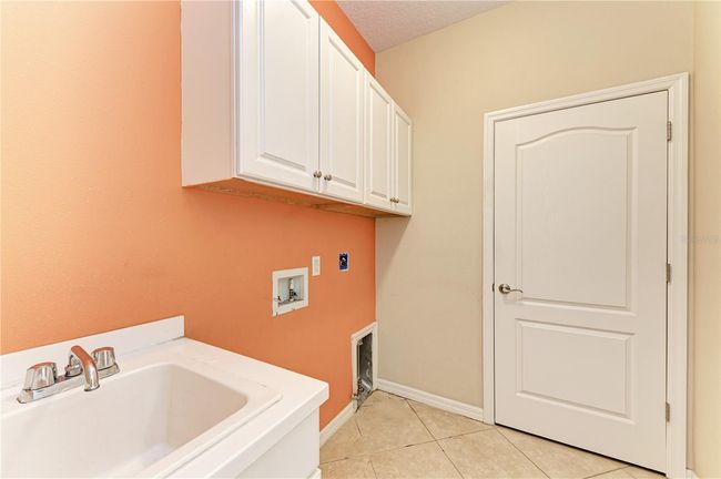 6516 Palm Leaf Ct, House other with 3 bedrooms, 2 bathrooms and null parking in SARASOTA FL | Image 32