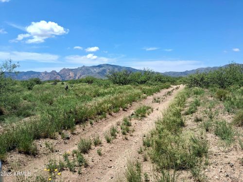 10-LOT 10 Oracle, Cochise, AZ, 85606 | Card Image