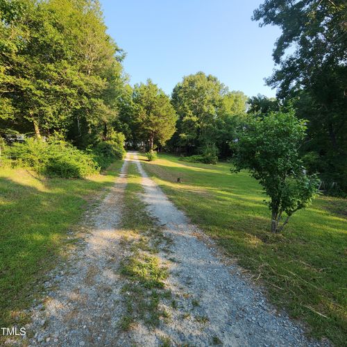 471 Turlington Dr, Benson, NC, 27504-9709 | Card Image