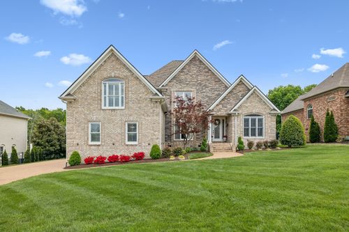 548 Ridgecrest Ln, Lebanon, TN, 37087-1362 | Card Image