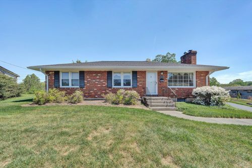 3320 Melody Ave, Roanoke, VA, 24018-3114 | Card Image