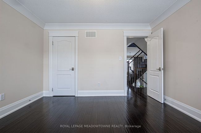729 Wettlaufer Terr, House other with 5 bedrooms, 4 bathrooms and 2 parking in Milton ON | Image 30