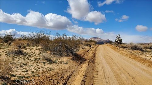  Reed Ave, Mojave, CA, 93501 | Card Image