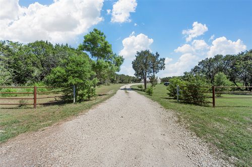 1571 Highland Park Way, China Spring, TX, 76633-4599 | Card Image