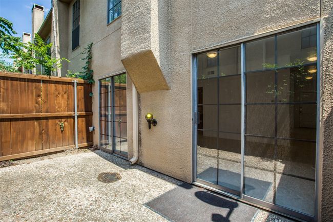 APT-101 - 3817 Rawlins St, Condo with 2 bedrooms, 3 bathrooms and null parking in Dallas TX | Image 23