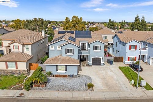 1531 Riverview Ave, Tracy, CA, 95377-8286 | Card Image