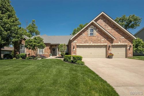 233 Fox Haven Dr, O Fallon, MO, 63368-6584 | Card Image