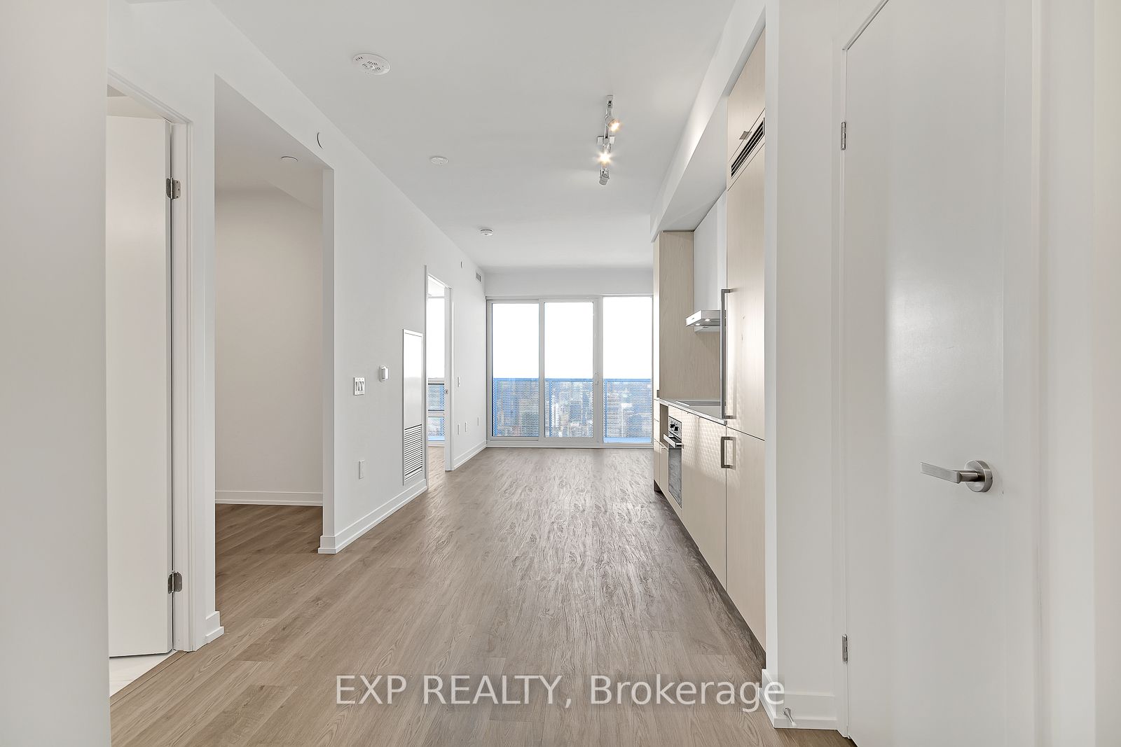 Residential Lease in Toronto C08 4