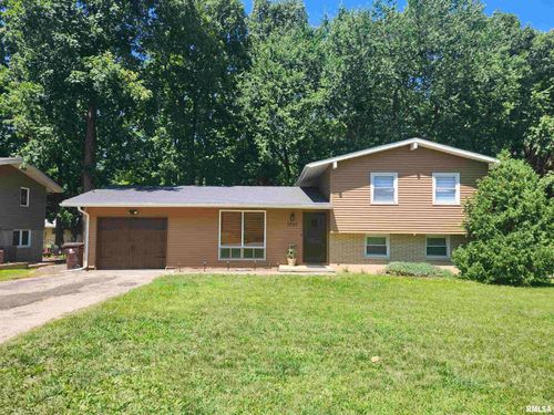 5727 N Monterey Ct, Peoria, IL, 61614-3854 | Card Image