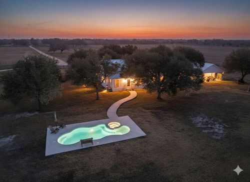 3635 County Road 265, Moulton, TX, 77975-4836 | Card Image