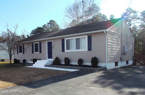 106 Tecumseh Trl, Browns Mills, NJ, 08015-6106 | Card Image