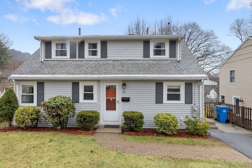 37 Upland Rd, Waltham, MA, 02451-2987 | Card Image