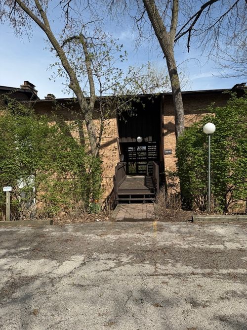 92-d-5516 Lake Dr, Lisle, IL, 60532-2665 | Card Image