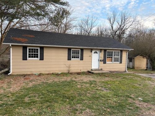 305 Carnation Dr, Glasgow, KY, 42141-2713 | Card Image