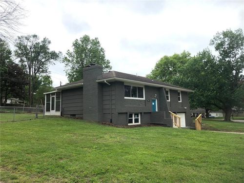 908 Sw 14th Street Ter, Blue Springs, MO, 64015-4973 | Card Image