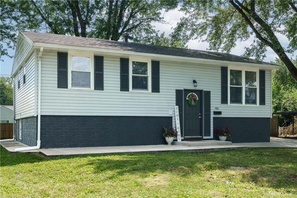 Glenapple Dr, New Carlisle, OH 45344