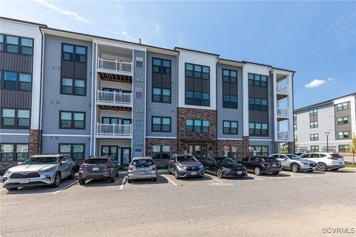 apt-205-3900 Maze Runner Dr, Midlothian, VA, 23112-3642 | Card Image
