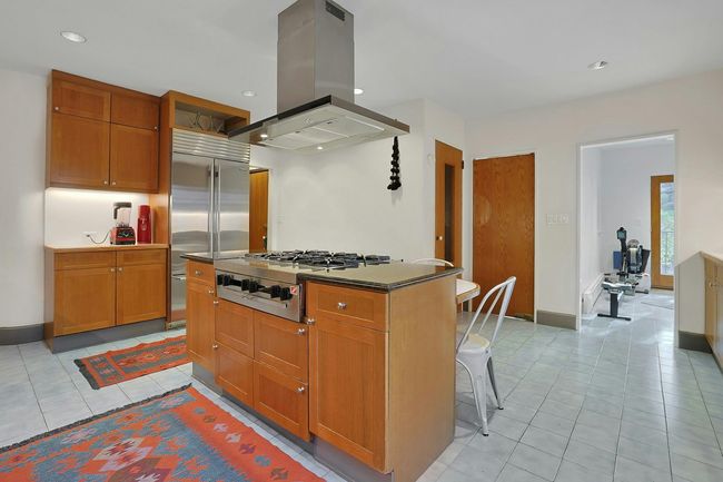 286 Lyncroft Rd, House other with 6 bedrooms, 6 bathrooms and null parking in New Rochelle NY | Image 9