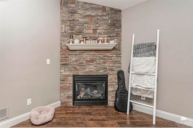 1109 S Mill Point Cir, House other with 4 bedrooms, 3 bathrooms and null parking in Manhattan KS | Image 12