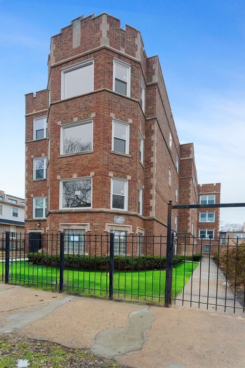 3b-8022 S Ellis Avenue, Chicago, IL, 60619 | Card Image