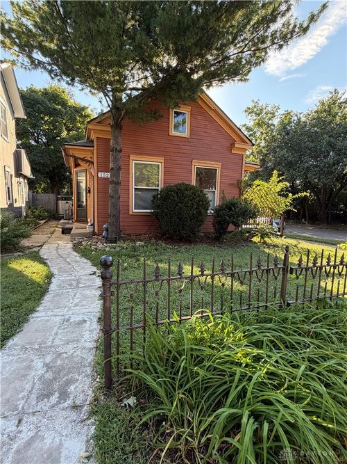 152-and-154-154 High Street, Dayton, OH, 45403 | Card Image