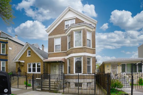 3645 S Wood St, Chicago, IL, 60609-1239 | Card Image