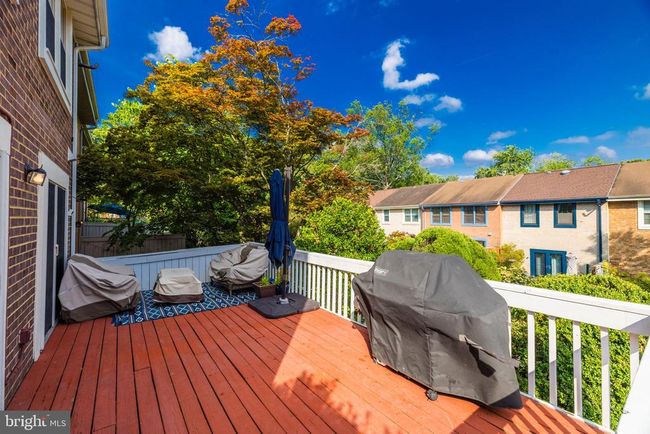 2150 Golf Course Dr, Townhouse with 3 bedrooms, 4 bathrooms and null parking in RESTON VA | Image 37