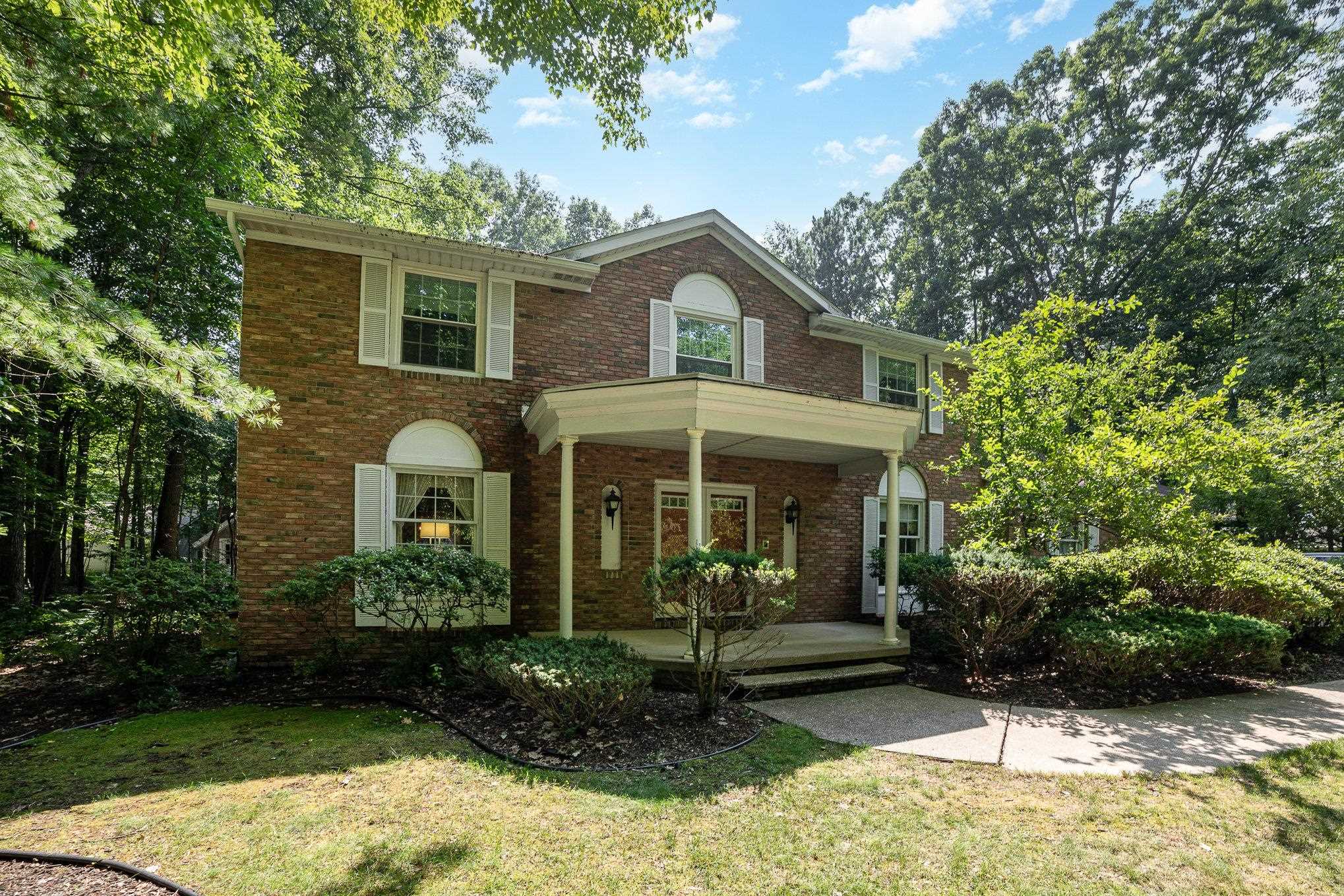 Moorland Dr, Midland, MI 48640