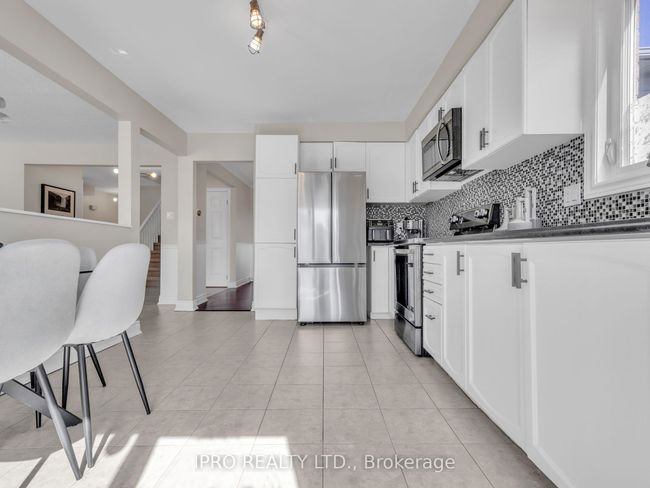 626 Deerhurst Dr, House other with 3 bedrooms, 3 bathrooms and 4 parking in Burlington ON | Image 8