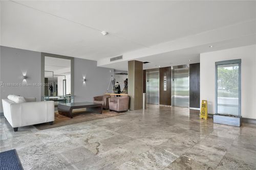 apt-2a-16558 Ne 26th Ave, North Miami Beach, FL, 33160-4018 | Card Image