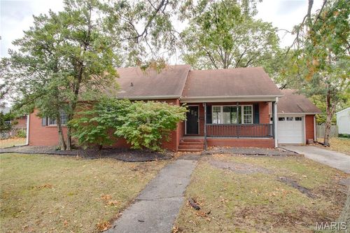 565 5th St, Wood River, IL, 62095-1707 | Card Image