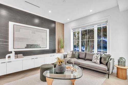 2153 E 20th Ave, Vancouver, BC, V5N2L5 | Card Image