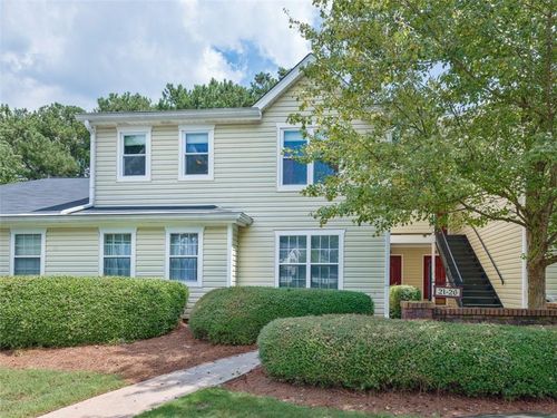 23 Chelsea Ct, Avondale Estates, GA, 30002-1500 | Card Image
