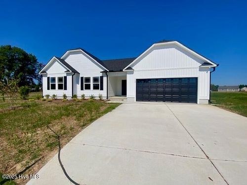 109 Aarons Pl, Goldsboro, NC, 27530-7798 | Card Image