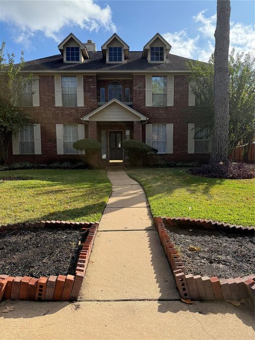 9731 New Kent Dr, Sugar Land, TX, 77498-1041 | Card Image