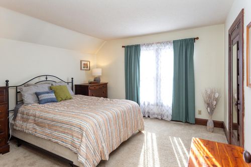 1738 W 6th St, Red Wing, MN, 55066-2012 | Card Image