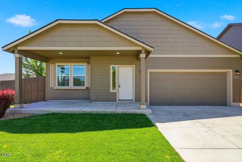 2502 Glen Oak Ave, Redmond, OR, 97756-6983 | Card Image