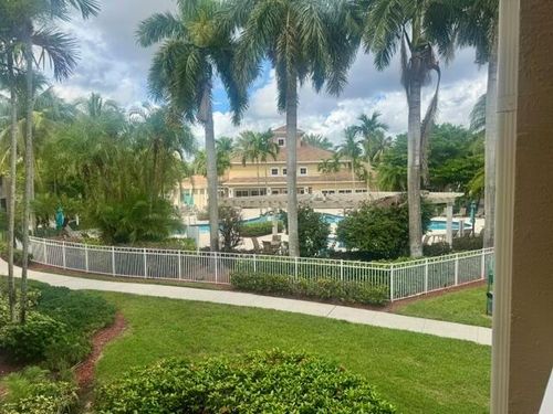 206-6426 Emerald Dunes Dr, West Palm Beach, FL, 33411-2765 | Card Image
