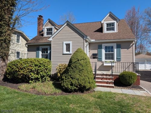 40 Mill Rd, Jamesburg, NJ, 08831-1120 | Card Image