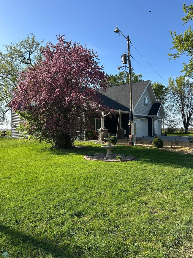 West corner | Image 74