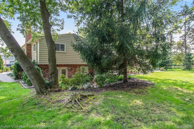 7374 Woodridge Rd, House other with 4 bedrooms, 2 bathrooms and null parking in West Bloomfield MI | Image 22