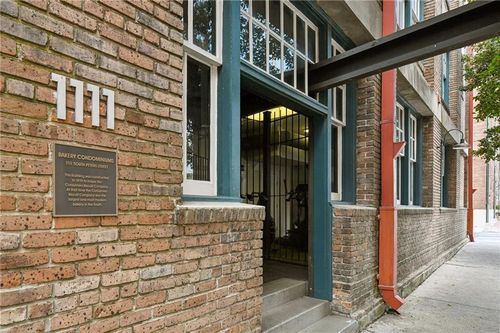 apt-308-1111 S Peters St, New Orleans, LA, 70130-1710 | Card Image